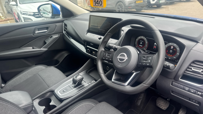 Nissan Qashqai 1.3 DiG-T MH 158 N-Connecta 5dr Xtronic Petrol Hatchback